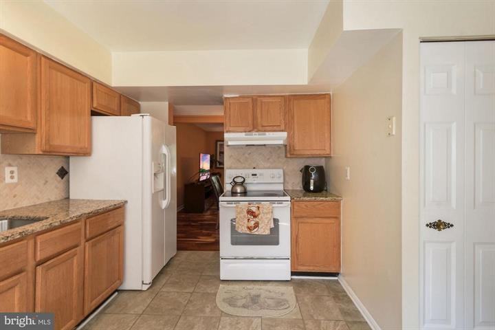 4916 Van Masdag Ct #4916 - Photo 5 of 31