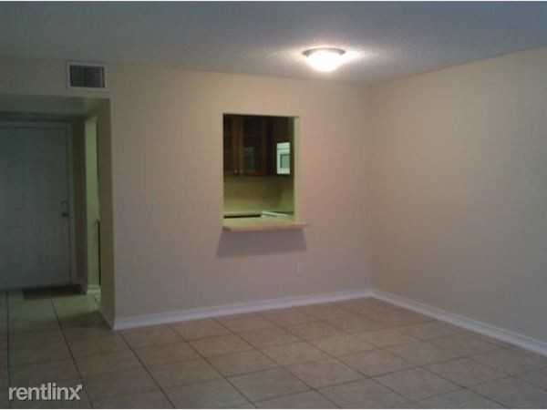 1447 Towhee St - Photo 3 of 11