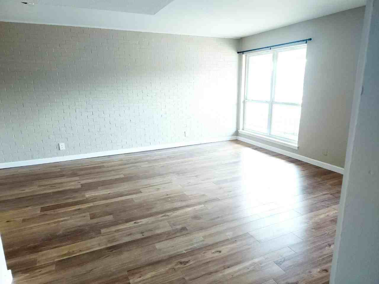 Parkside Hurst - Photo 4 of 26