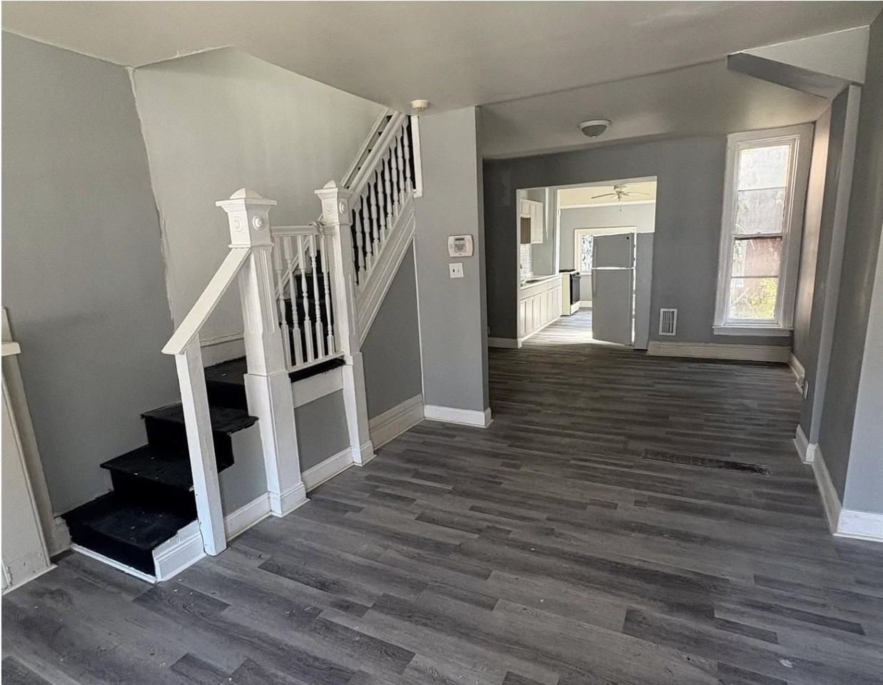 541 S 15th St - Photo 2 of 16