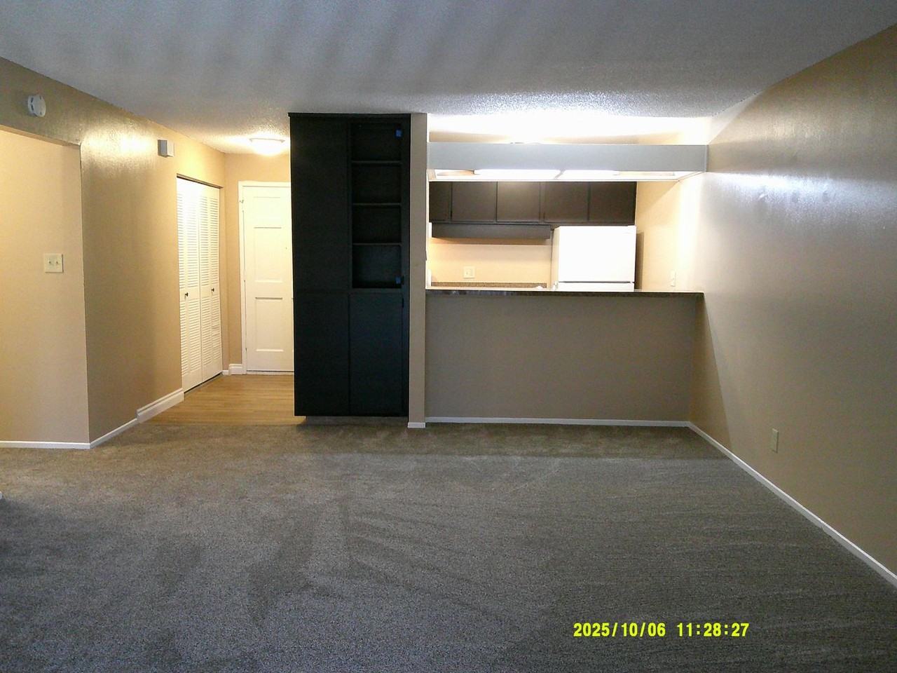 Irish Hills Hamlet Apartments - Photo 3 of 13