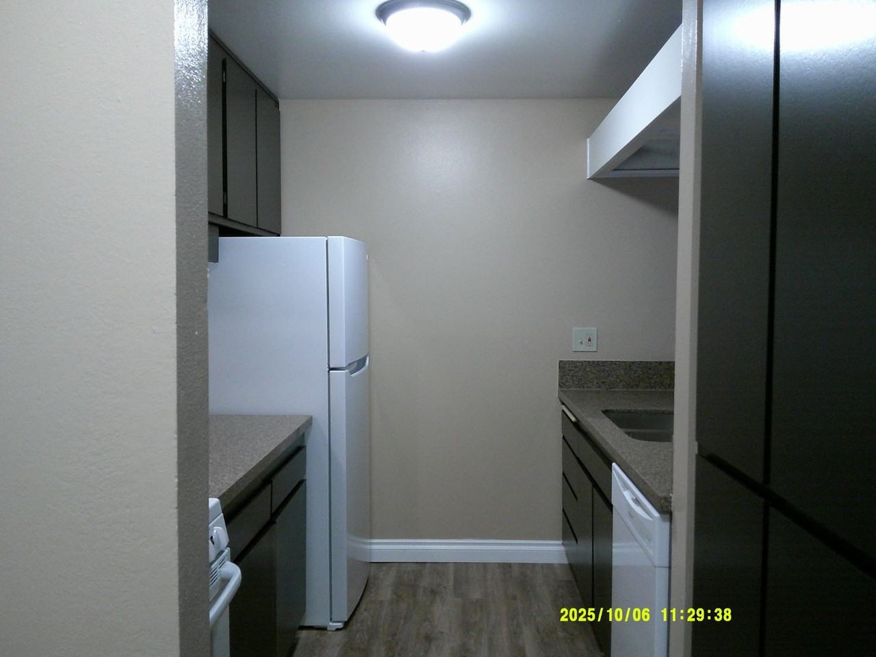 Irish Hills Hamlet Apartments - Photo 4 of 13