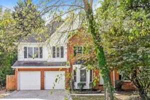 featured image of 1798 Poinsettia Dr