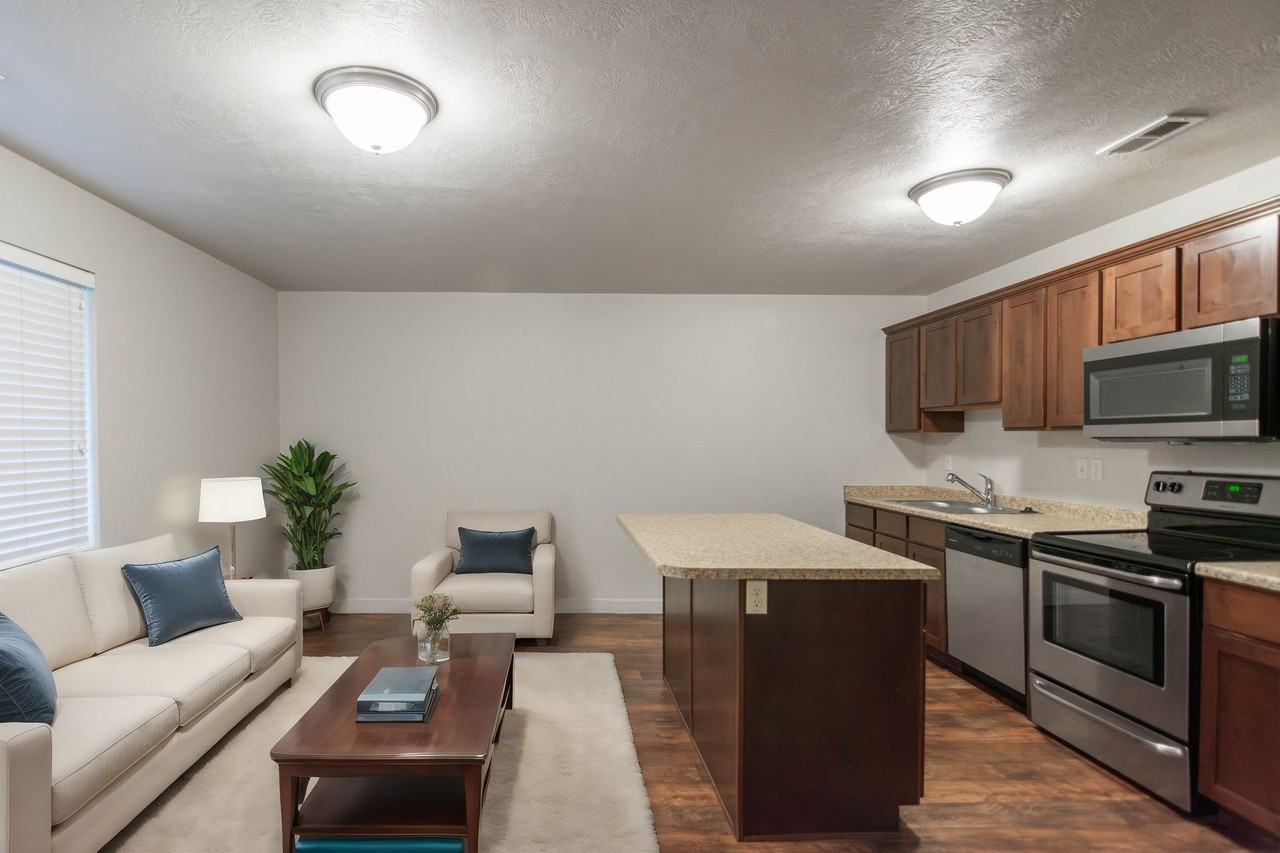 *Edgewater in Vineyard - Photo 4 of 20