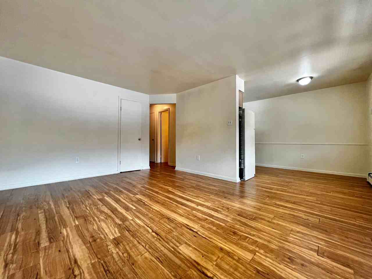 Emigh1001 (KC-AM) - Photo 6 of 12