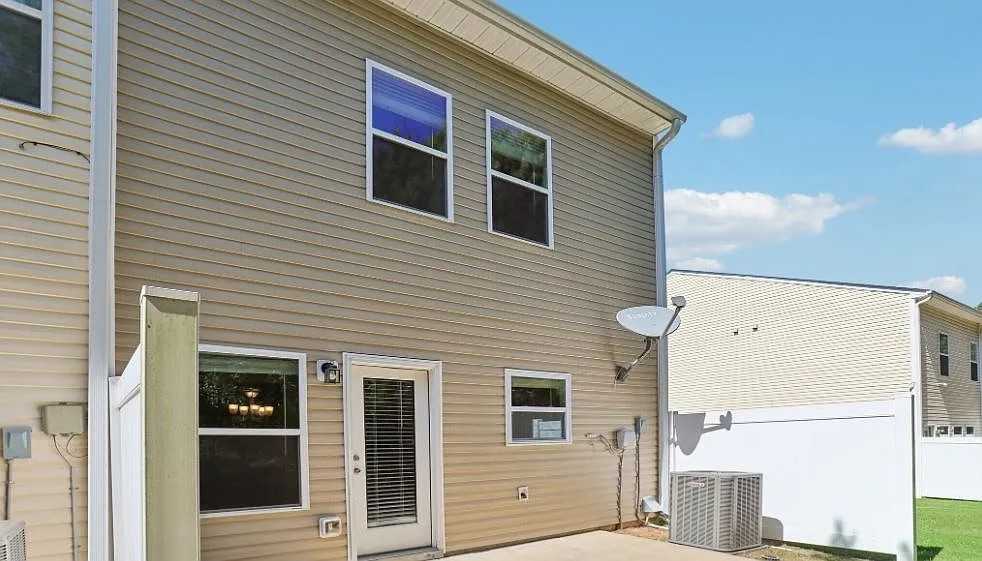 3324 Estes Dr - Photo 6 of 19