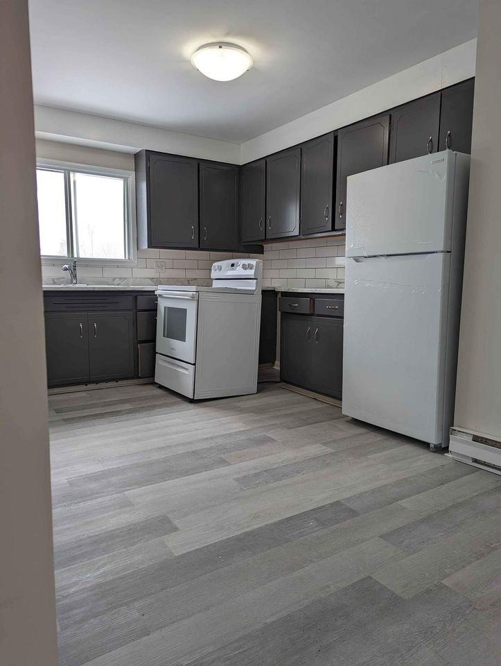 105 Argyle St #8 - Photo 2 of 10