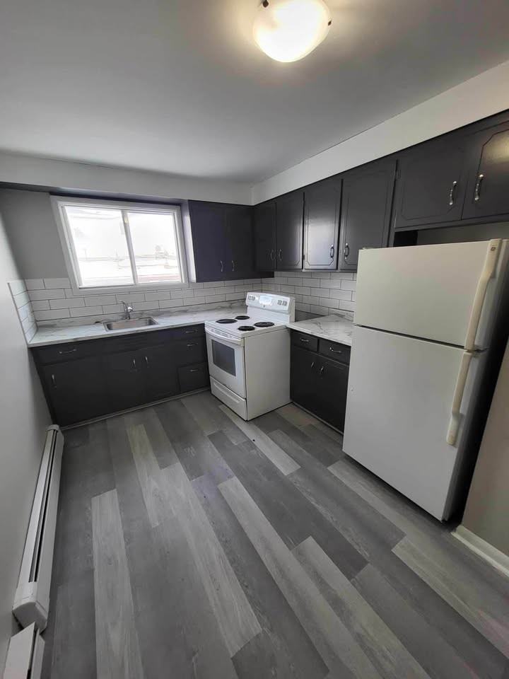 105 Argyle St #8 - Photo 3 of 10