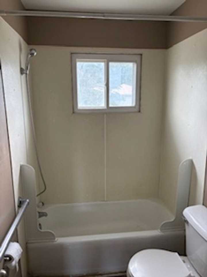 225 Miriam Dr #B - Photo 2 of 7
