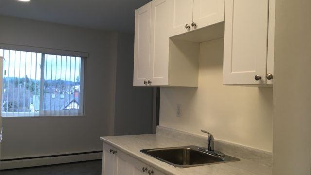 912 Selkirk Avenue #403 - Photo 3 of 26