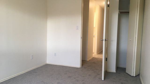 912 Selkirk Avenue #403 - Photo 4 of 26