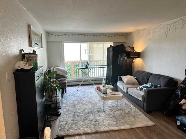 2626 Cook Stunit 303 #303 - Photo 3 of 10