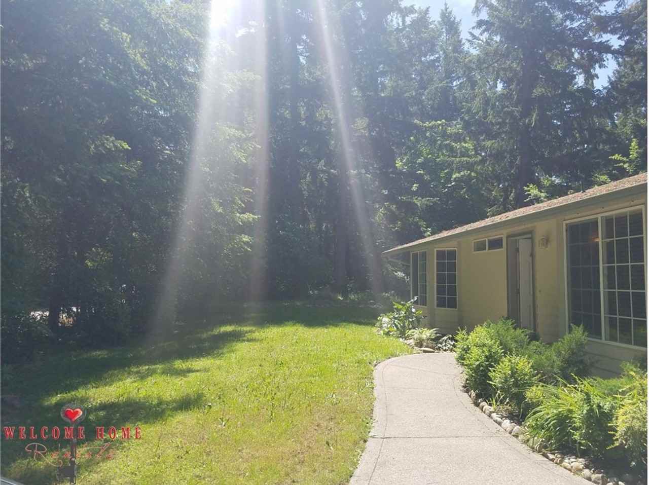 17819 Upland Dr Se - Photo 3 of 31
