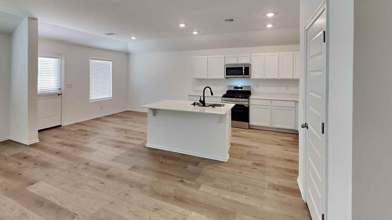 4017 Olivia St - Photo 6 of 23