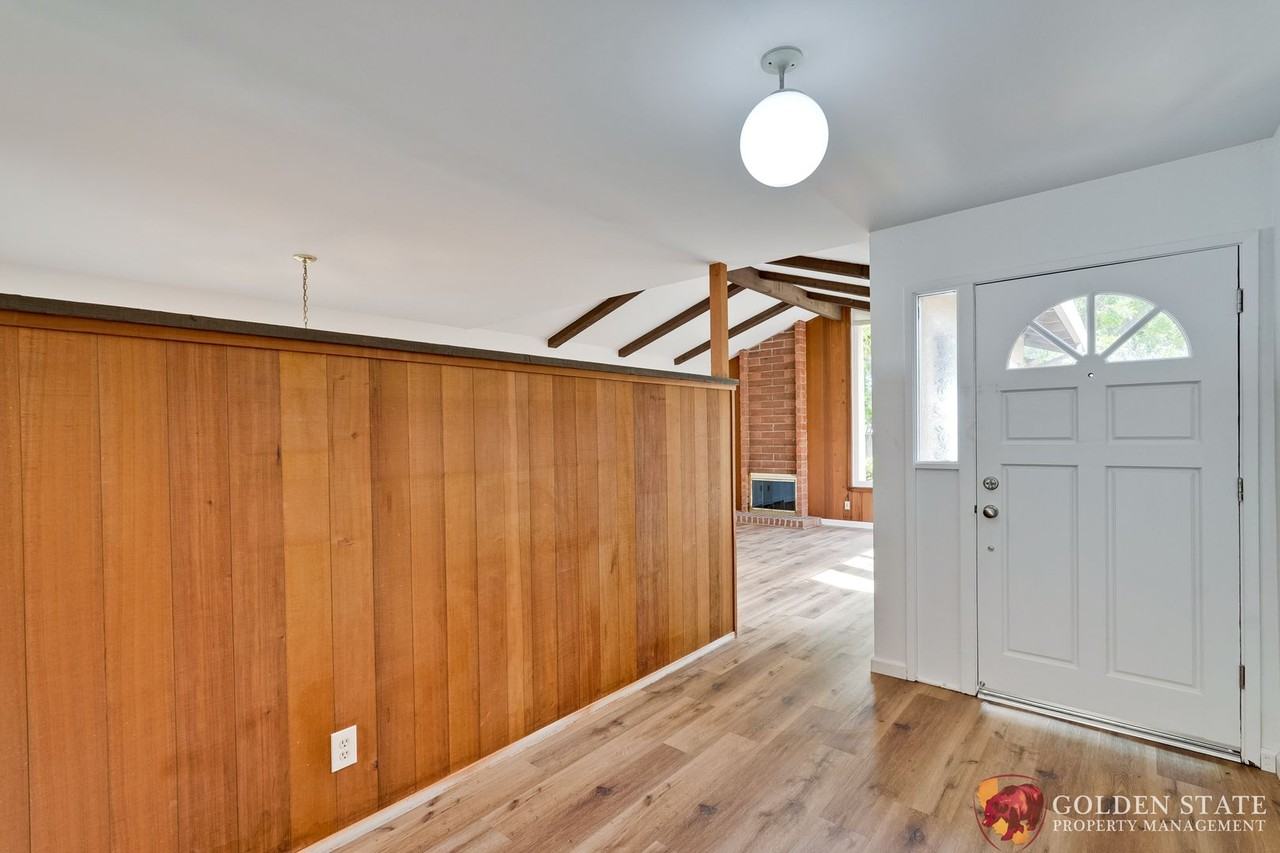 1251 Rousseau Dr - Photo 3 of 19