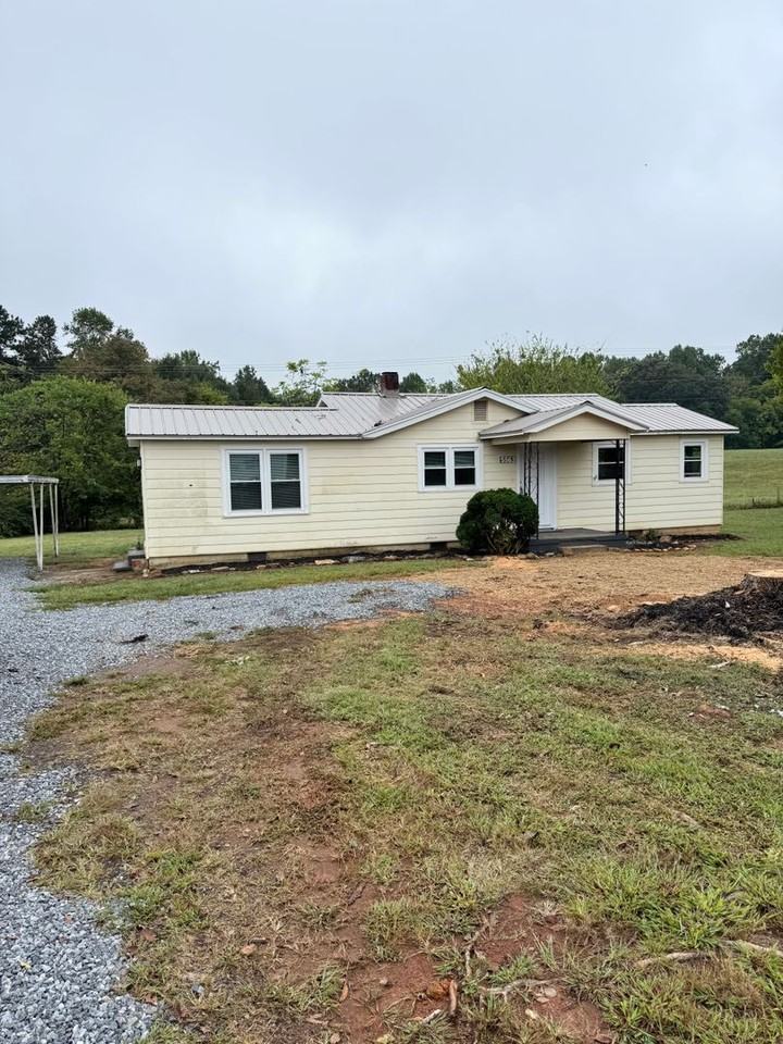5563 W Nc 10 Hwy - Photo 3 of 33