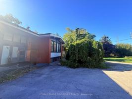 featured image of 14 Burnhamthorpe Road West