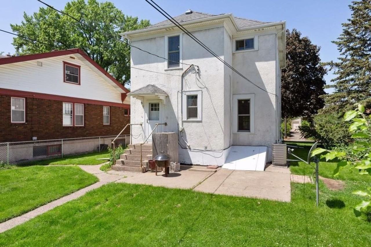 346 Cleveland Ave N - Photo 2 of 20