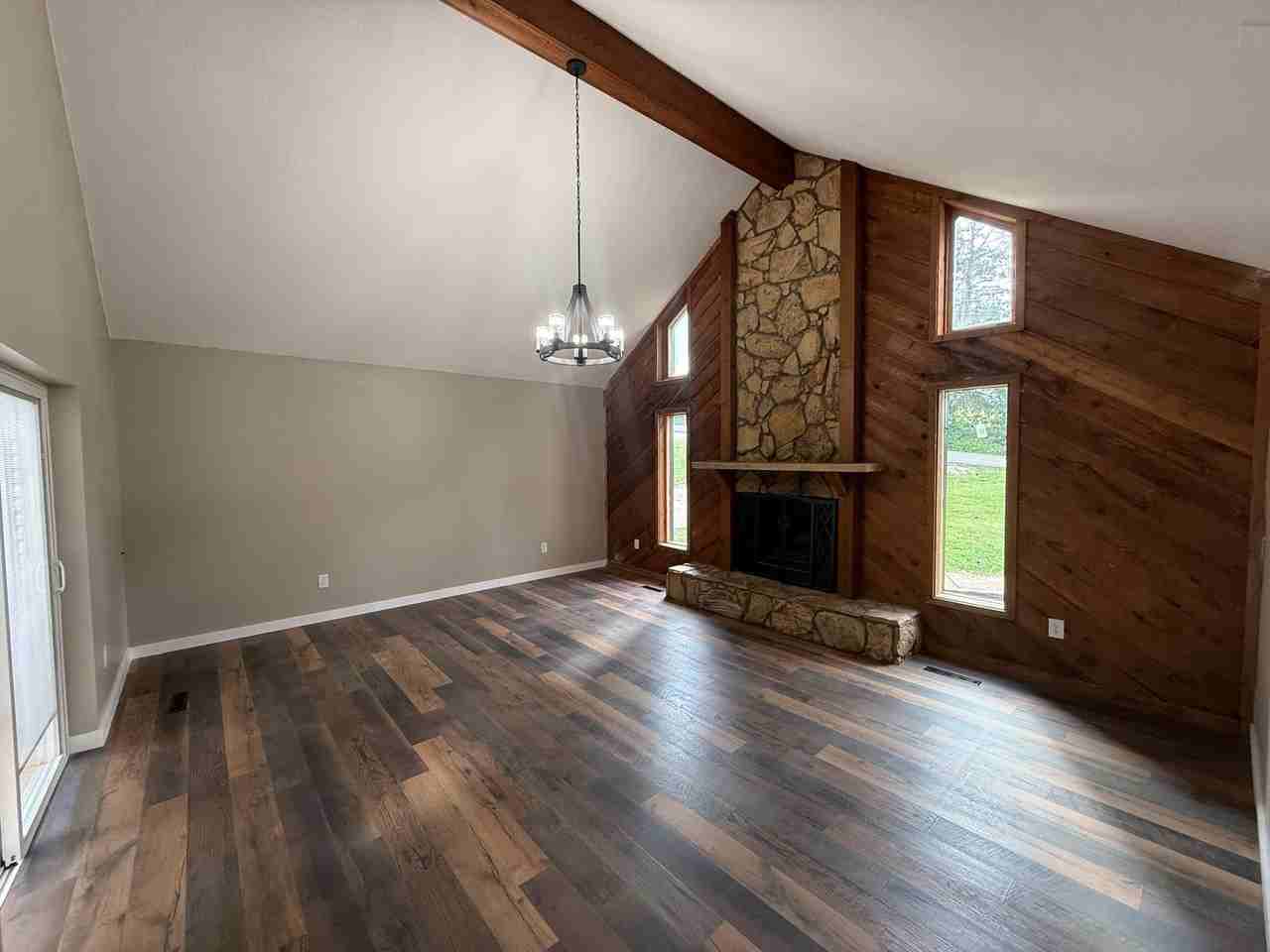 2157 Windy Cove Lane - Photo 3 of 38