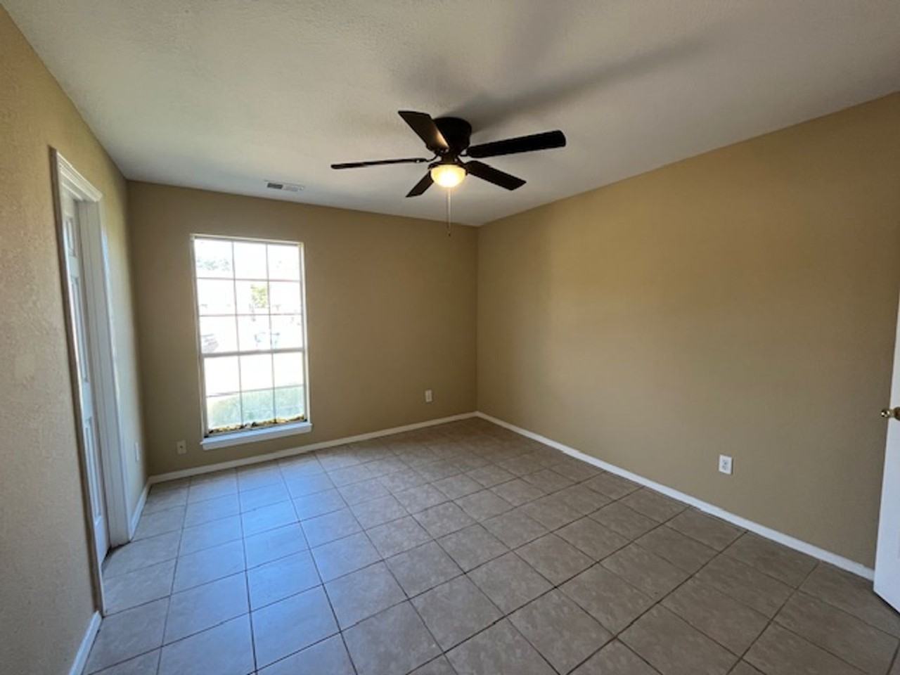 2635 Brachton Cv E - Photo 6 of 12