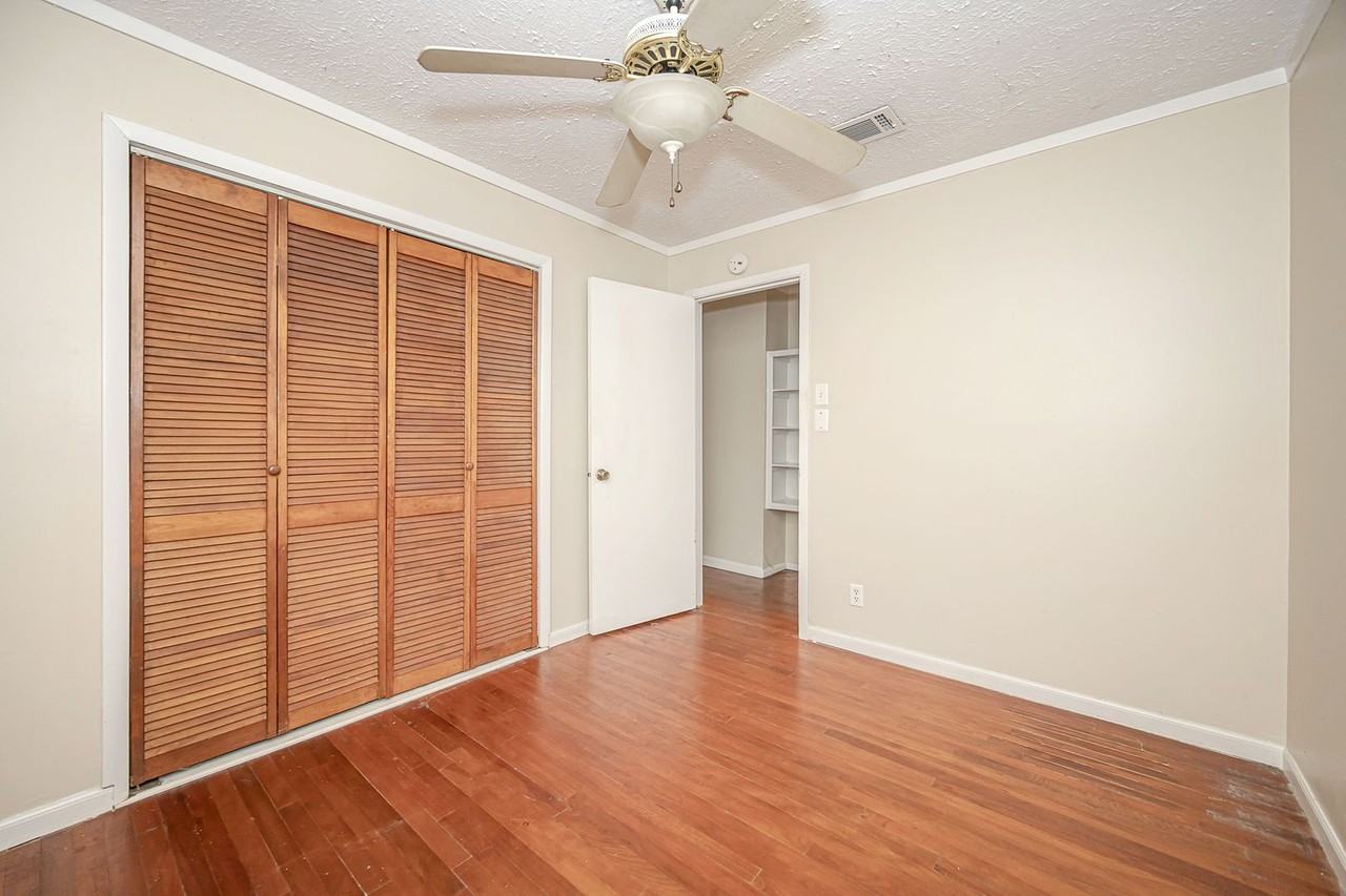 2919 Criswell Ave - Photo 7 of 31