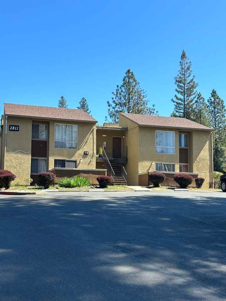 Woodridge East Apartments - Photo 2 of 21