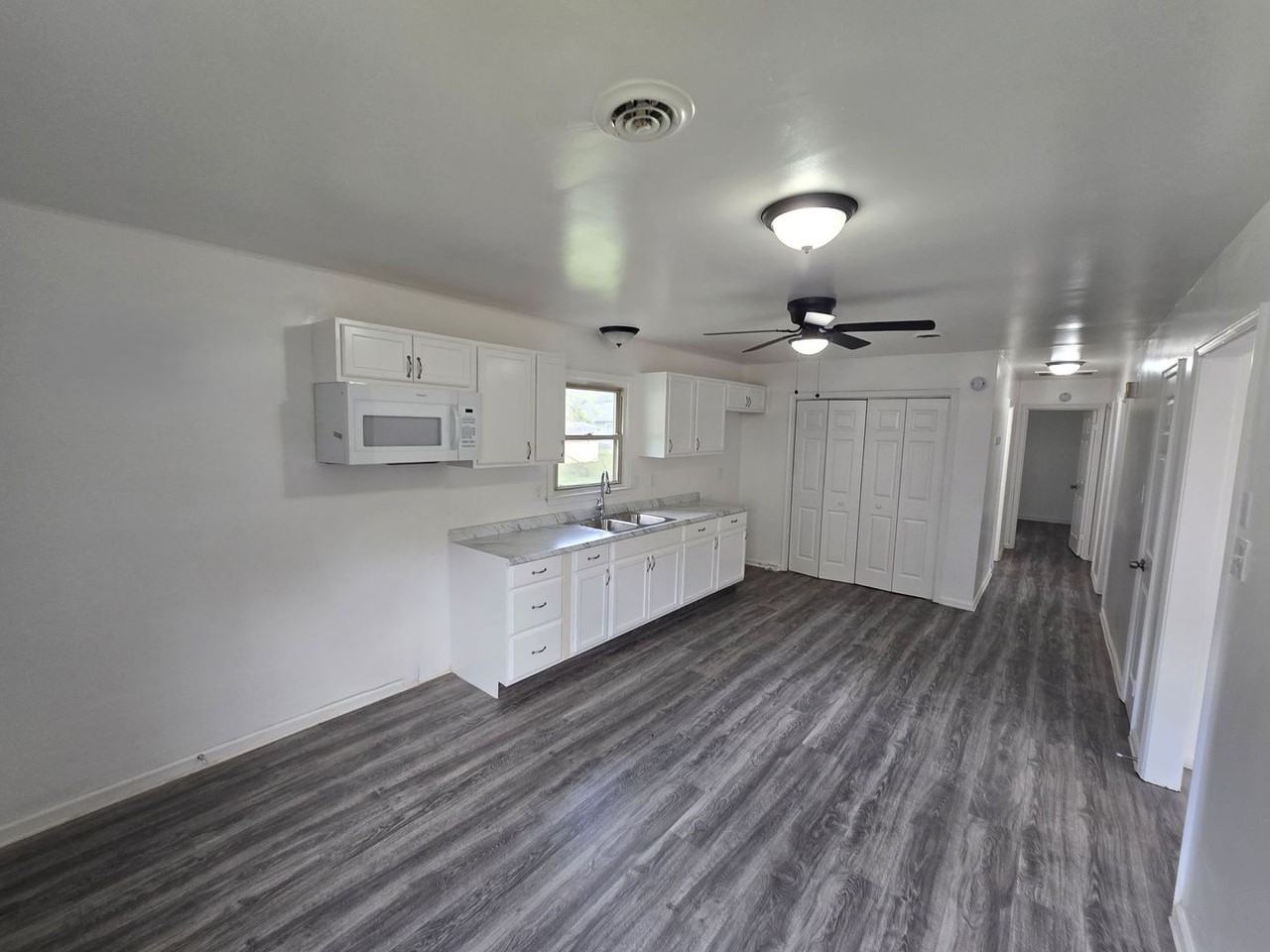 4408 Butler Ln - Photo 3 of 6