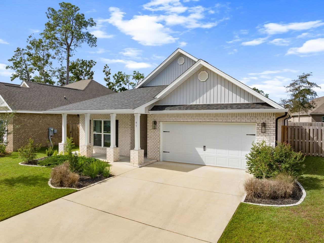 93 Eagles Nest Dr - Photo 2 of 34
