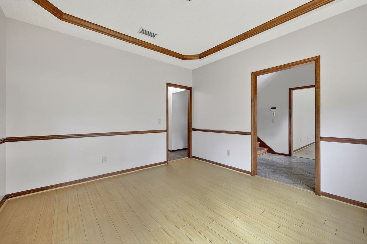 2919 Sandy Branch Ln - Photo 6 of 32