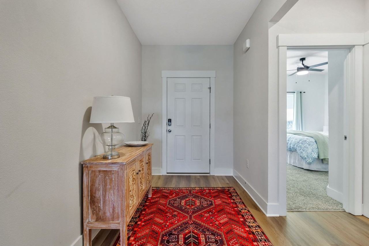 6352 Forest Bay Ave - Photo 5 of 36