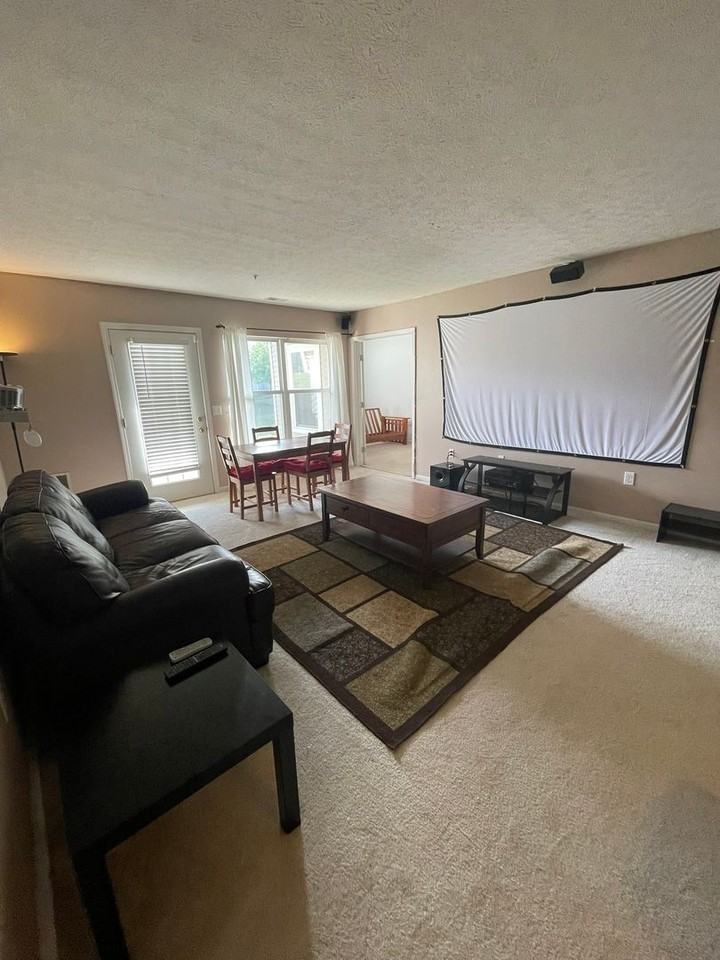 1610 Oakfield Dr - Photo 7 of 27