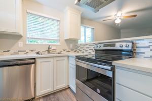 featured image of 3325 Sw Garden View Ave