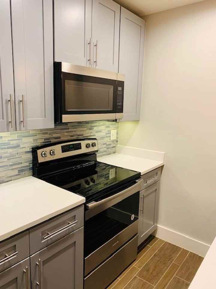 3115 Mt. Pleasant St NW - Photo 3 of 43