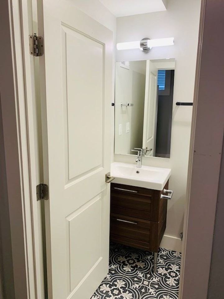 3115 Mt. Pleasant St NW - Photo 6 of 43