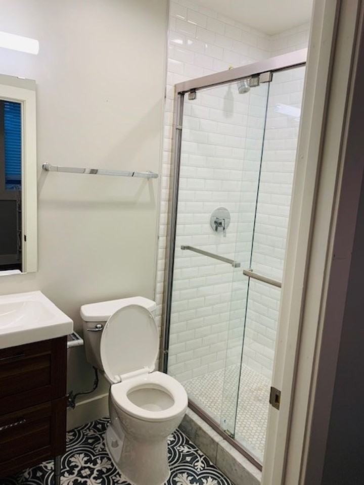 3115 Mt. Pleasant St NW - Photo 7 of 43