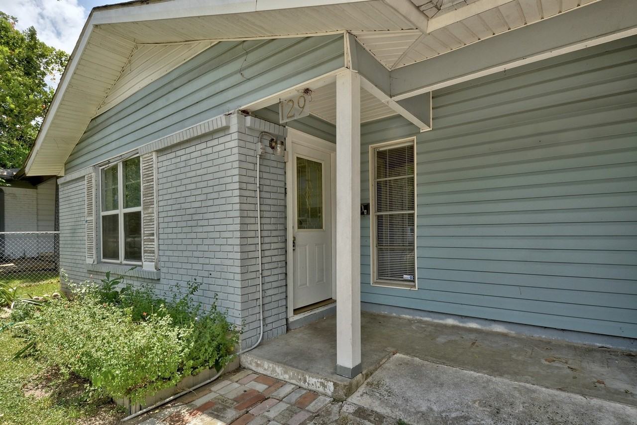 129 Coleman St - Photo 2 of 24