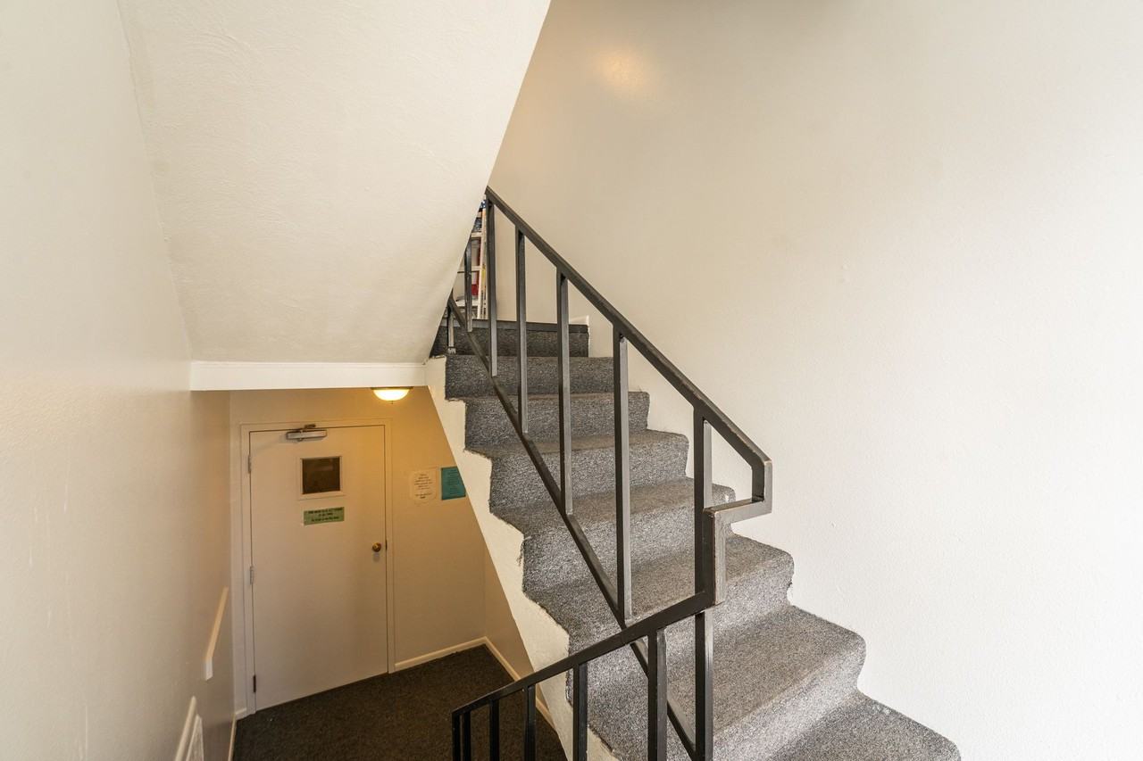 University Heights (KC-AM) - Photo 7 of 21