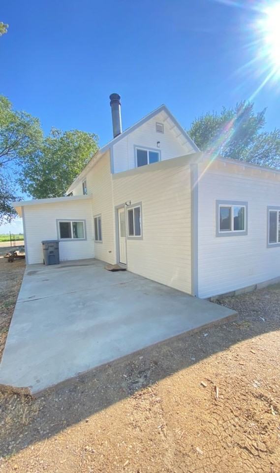 21212 Main St - Photo 2 of 20