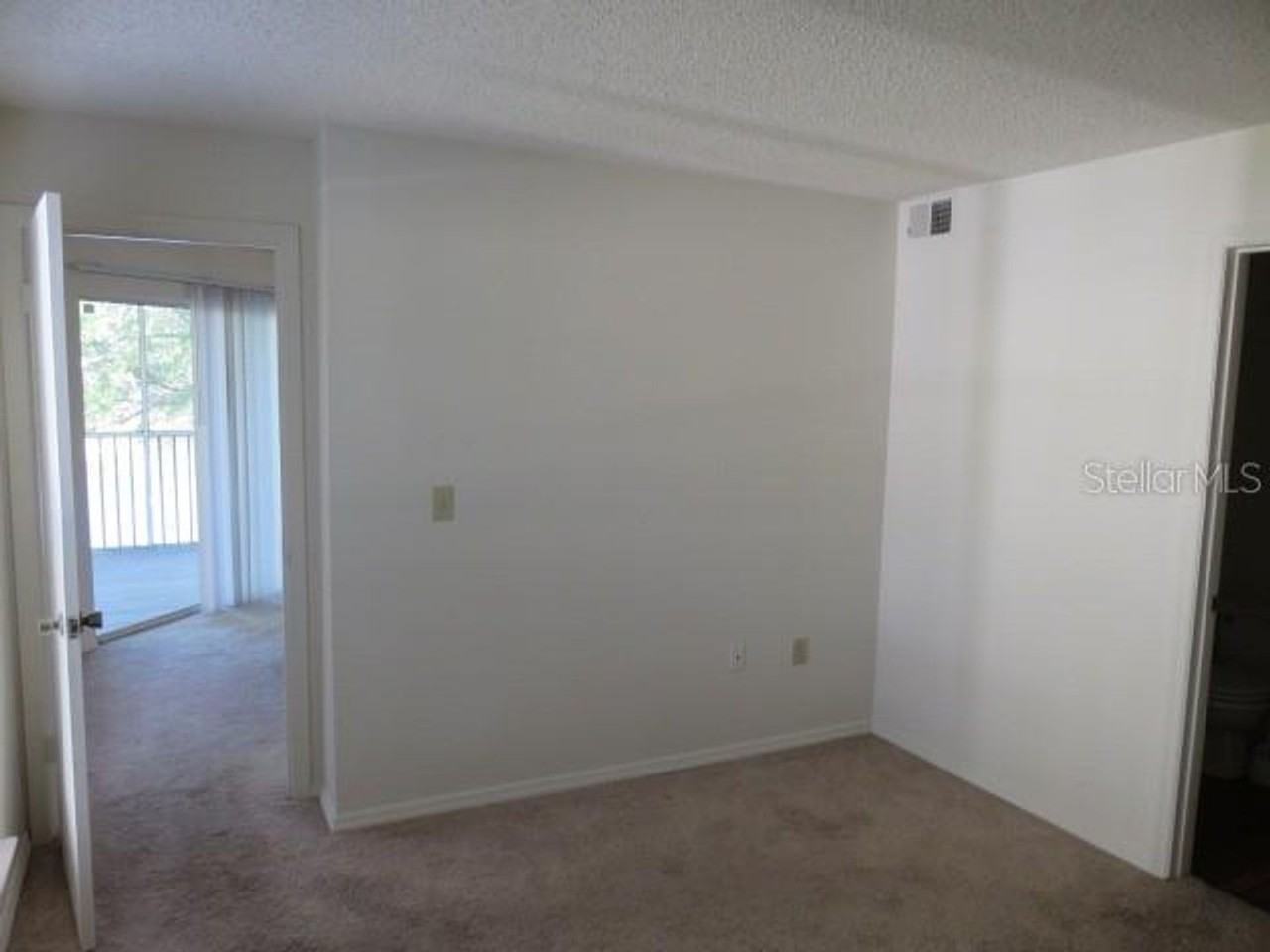 4115 Chatham Oak Ct #211 - Photo 7 of 17