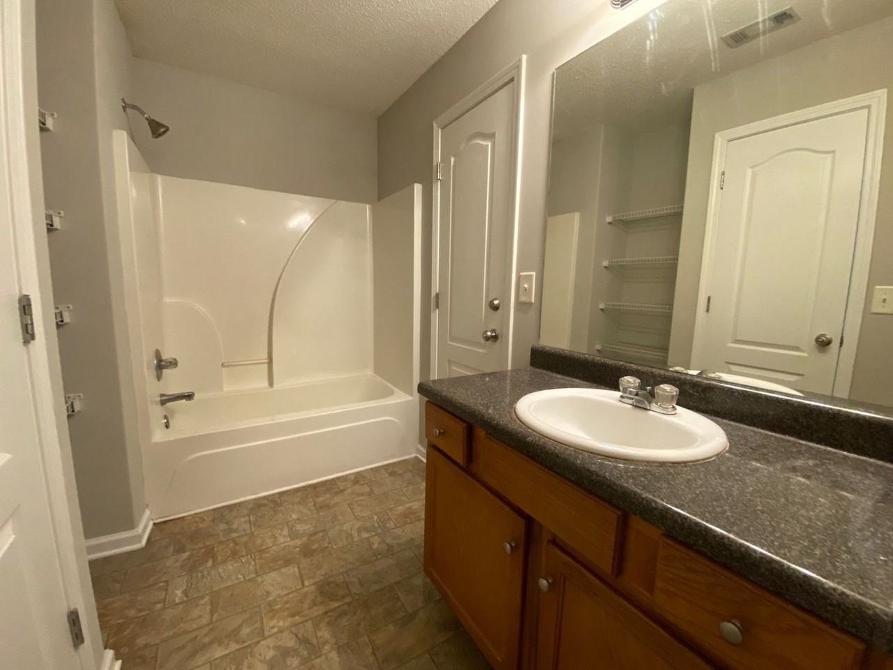 450 Bridgewater Way - Photo 7 of 12