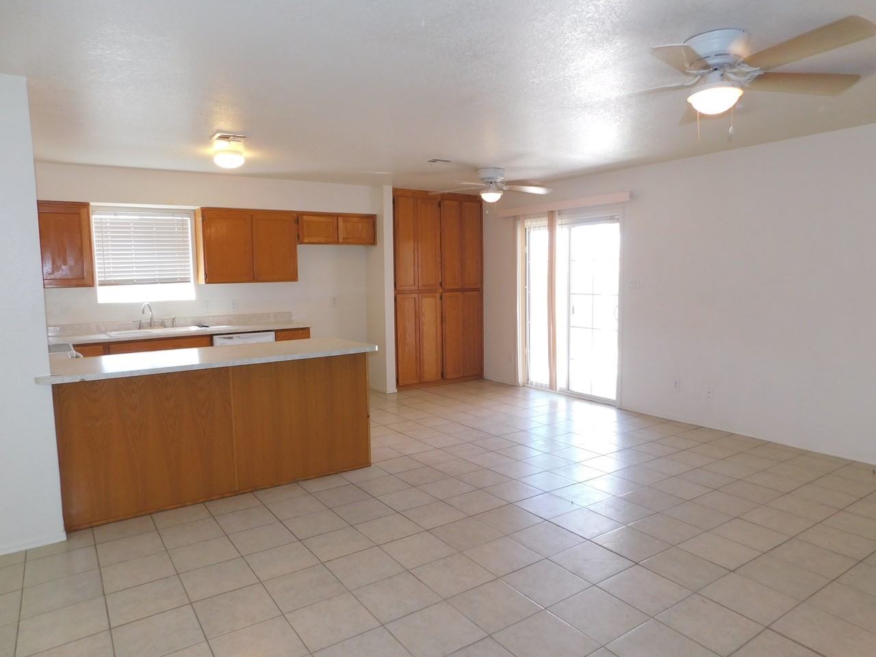 4492 S Agave Ave - Photo 7 of 20