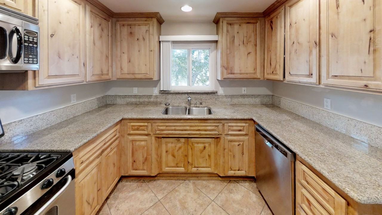 5780 Mary Lane Drive - Photo 7 of 25