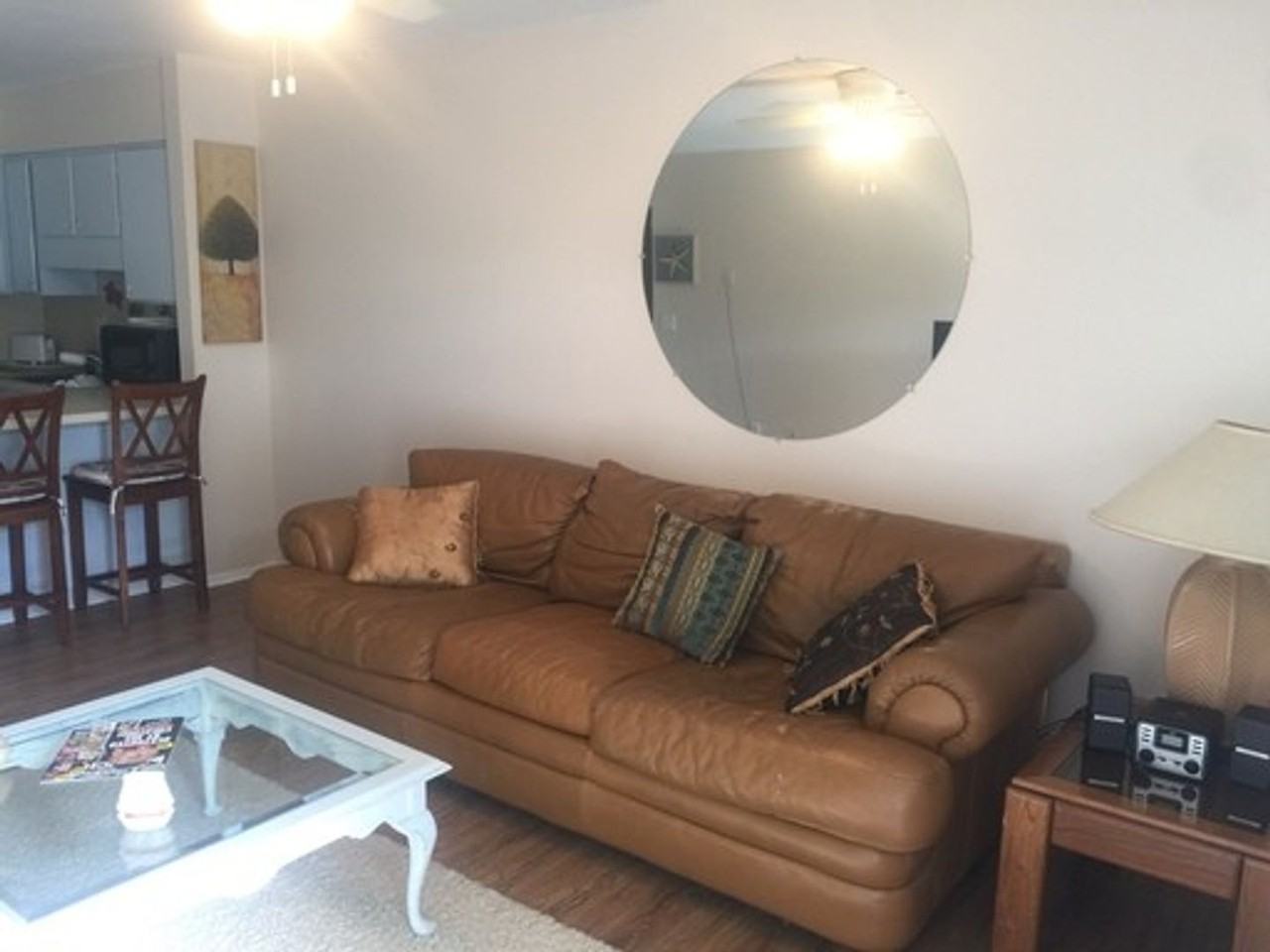 810 Kings Ct - Photo 3 of 6