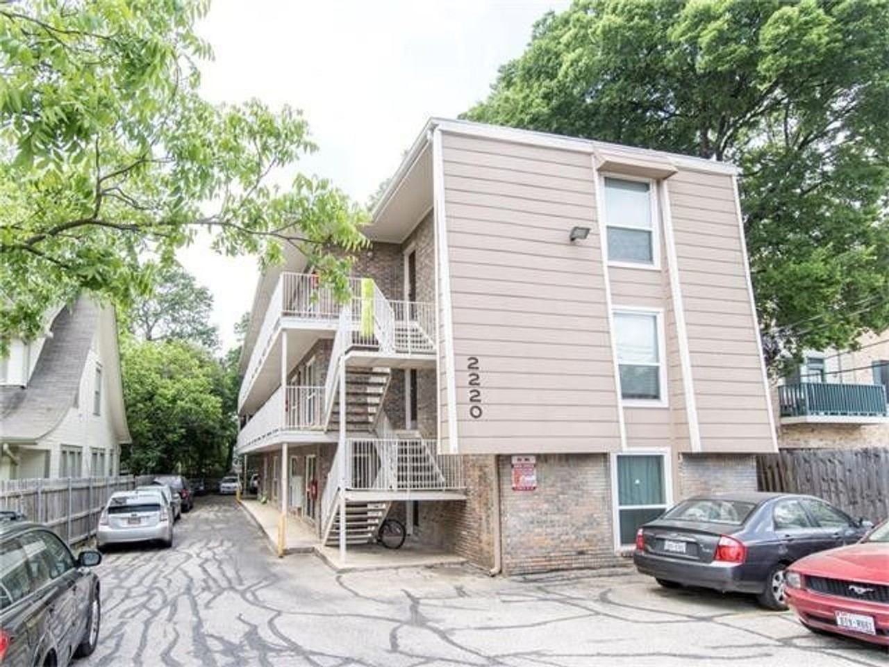 2220 Leon St #202 - Photo 2 of 2
