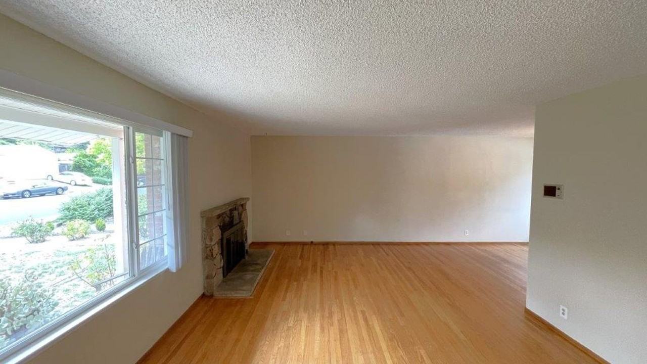 404 Virginia Hills Dr - Photo 5 of 27