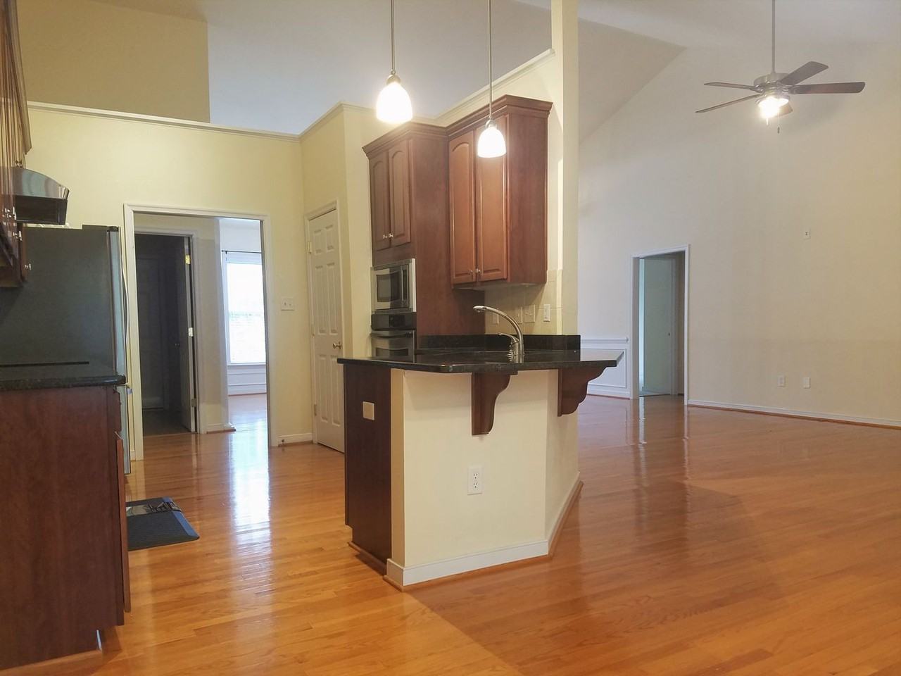 11512 Charles Towne Rd - Photo 6 of 37