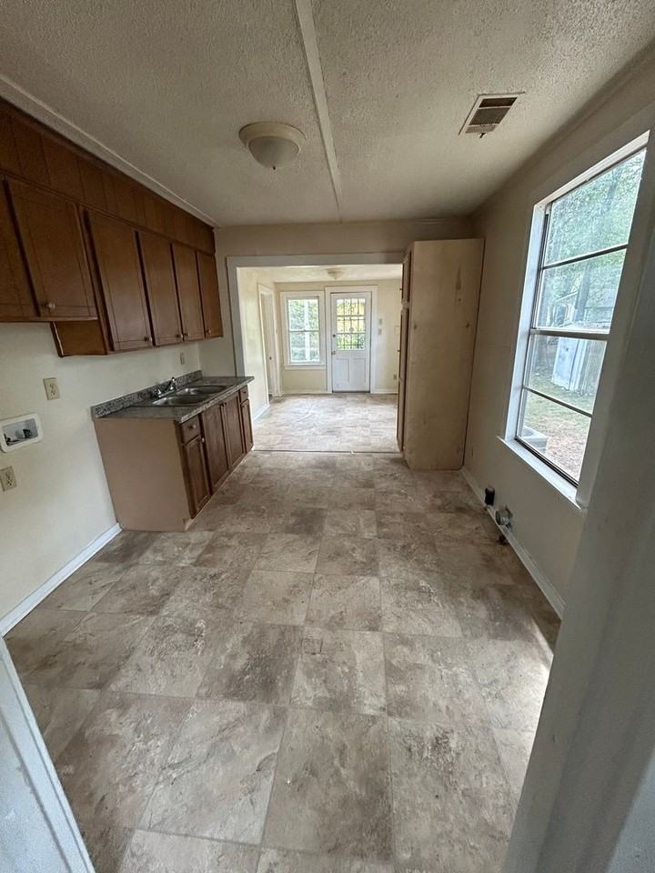 102 Wilson Street - Photo 2 of 7