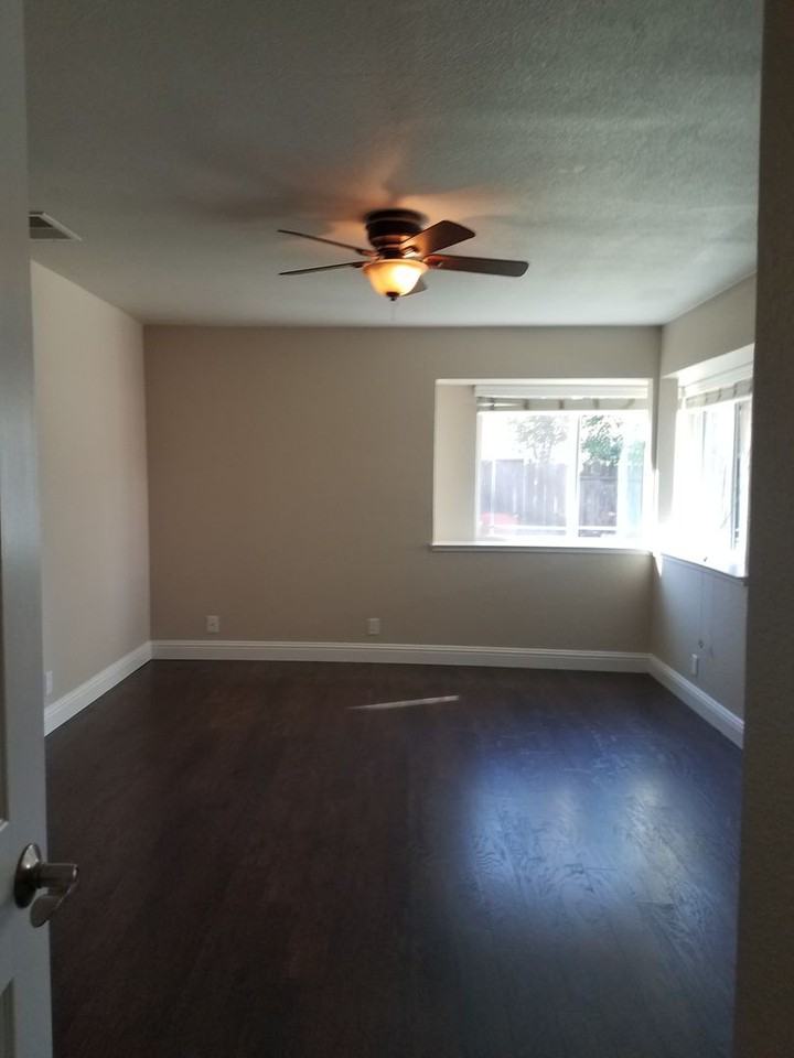 1116 Oak Ridge Dr - Photo 4 of 13