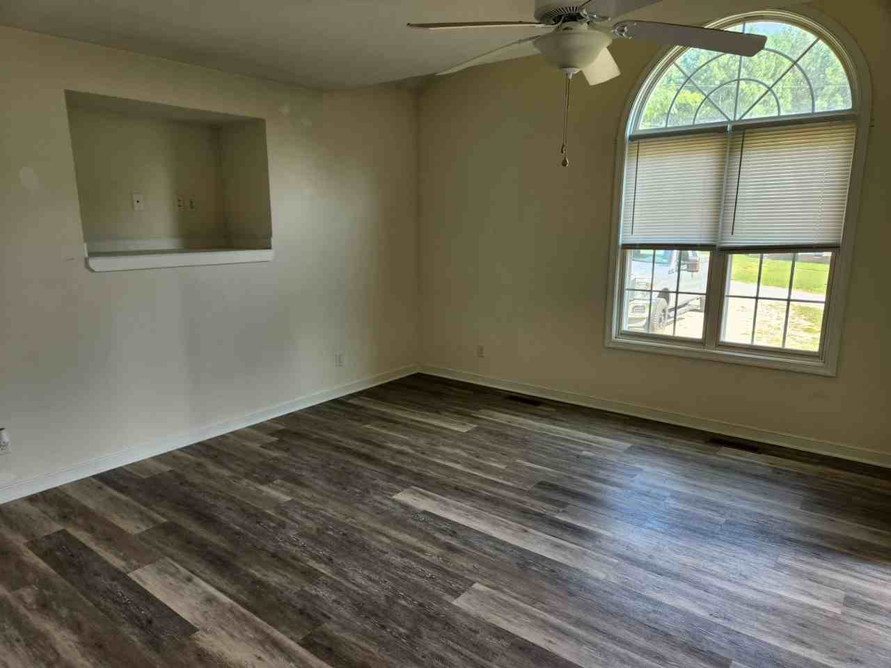 138 Gene Rd - Photo 3 of 10