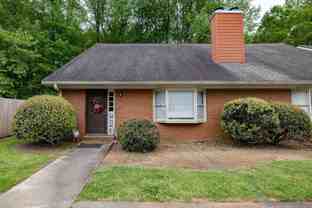 216 Eaglewood Ct - Photo 1 of 1